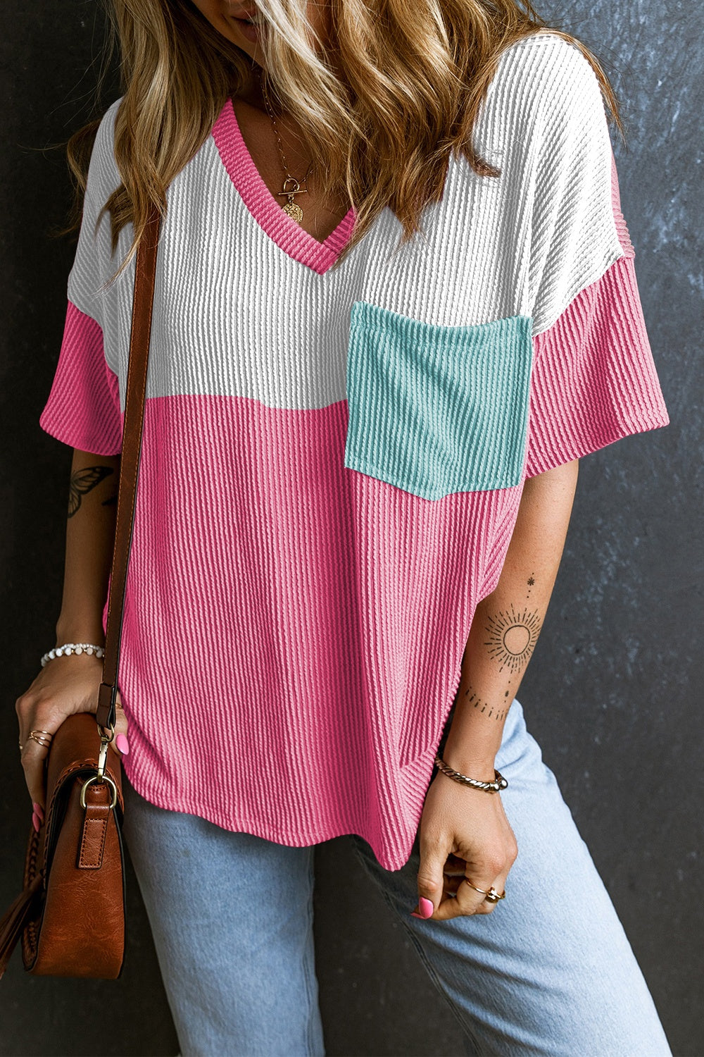 Color Block V-Neck Short Sleeve T-Shirt Color Block V-Neck Short Sleeve T-Shirt